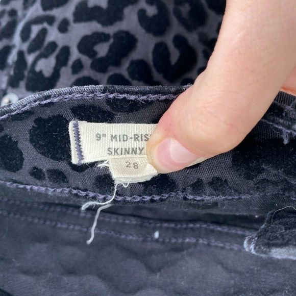 Madewell 9" Mid-Rise Skinny Velvet Flocked Leopard Print Jeans Black Size 28 - Picture 6 of 12